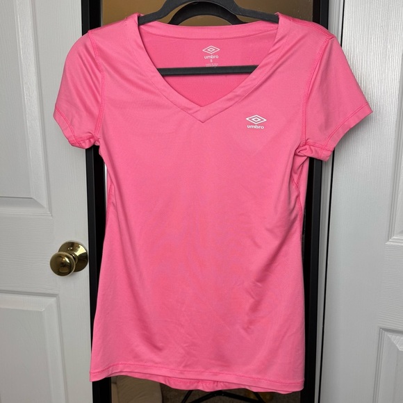 Umbro Athletic Shirt - Picture 1 of 4